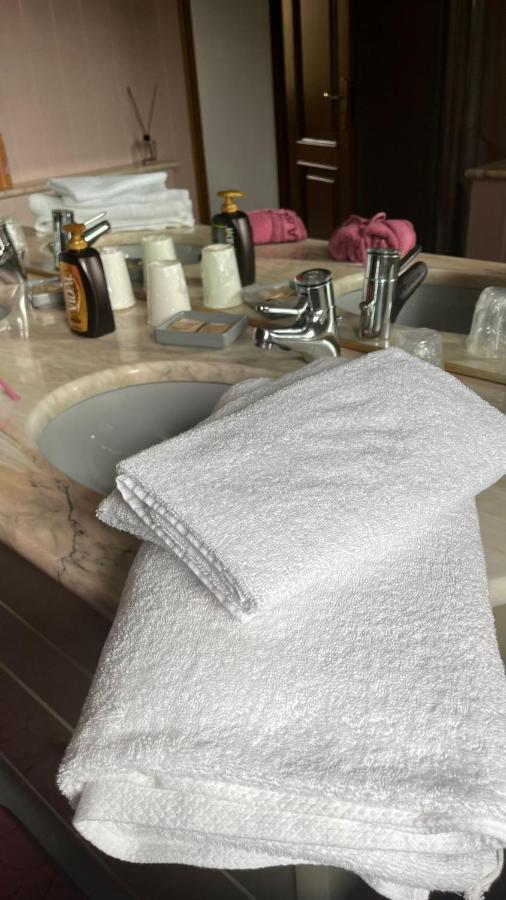 Magliano Alfieri L'Alba Bed & Breakfast エクステリア 写真